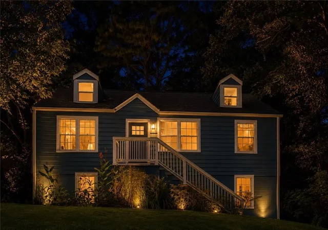 Photo 2 of Single family home for sale at 90 Whitaker Cir Nw, Atlanta, GA 30314 | MLS# 7799987 | Listing updated on 2026-08-19