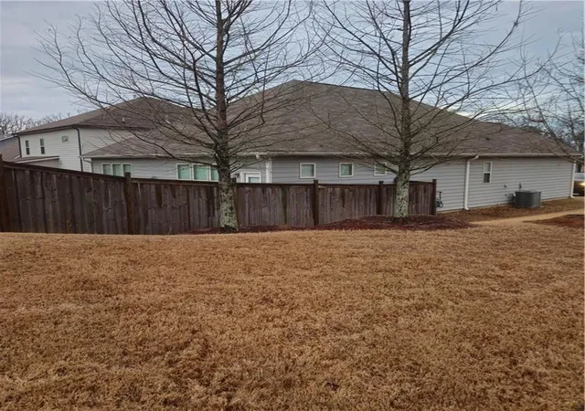 Photo 2 of Sale Pending at 301 Buckpasser Ct, Acworth, GA 30102 | MLS# 7713279 | Listing updated on 2026-08-25