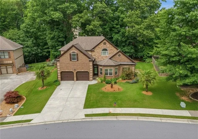 Photo 3 of Single family home for sale at 3268 Trinity Ml Cir, Dacula, GA 30019 | MLS# 7786256 | Listing updated on 2026-09-17