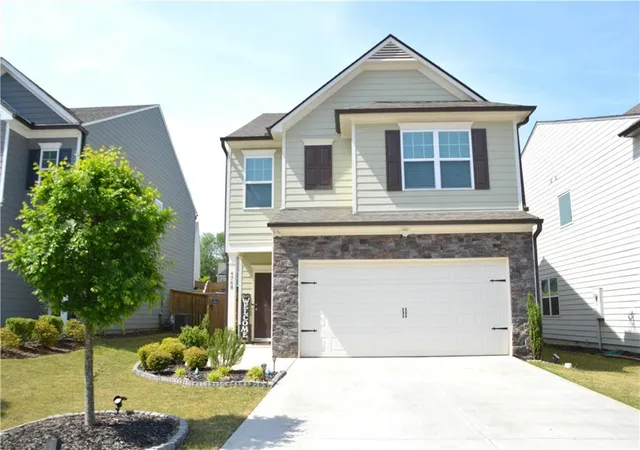 Photo 2 of Single family home for sale at 4768 Ridge Valley Dr, Gainesville, GA 30504 | MLS# 7759662 | Listing updated on 2026-04-28