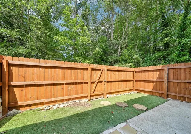 25th image of 714 Longleaf Dr, Lawrenceville, GA 30046 | MLS# 7808383