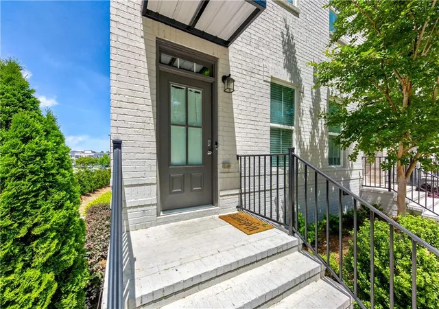 2nd image of 205 Nash St, Lawrenceville, GA 30046 | MLS# 7752600