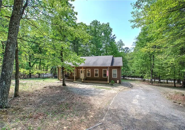 Photo 2 of Single family home for sale at 72 Willow Ter, Jasper, GA 30143 | MLS# 7736355 | Listing updated on 2026-09-16