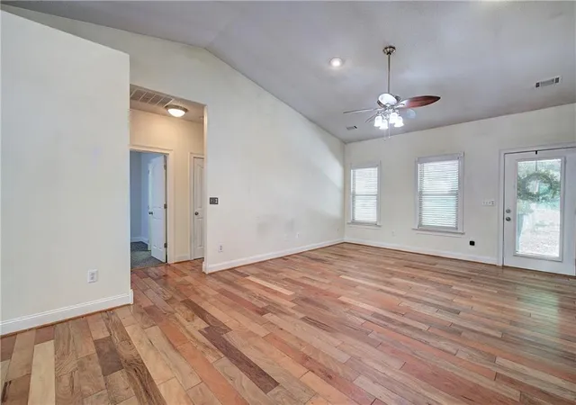 Photo 4 of Single family home for sale at 72 Willow Ter, Jasper, GA 30143 | MLS# 7736355 | Listing updated on 2026-09-16