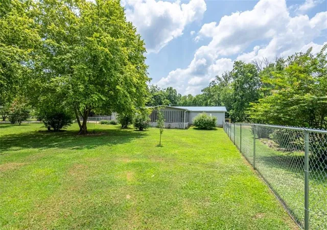 3rd image of 1054 Booze Mountain Rd, Lindale, GA 30147 | MLS# 7800145