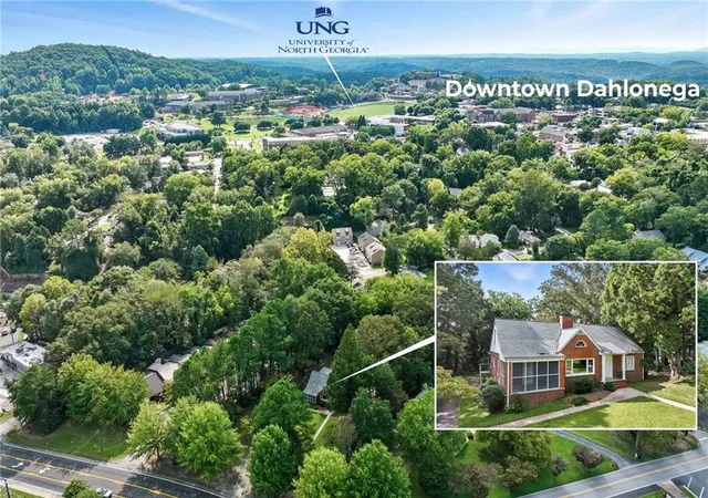 2nd image of 329 Morrison Moore Pkwy E, Dahlonega, GA 30533 | MLS# 7651347