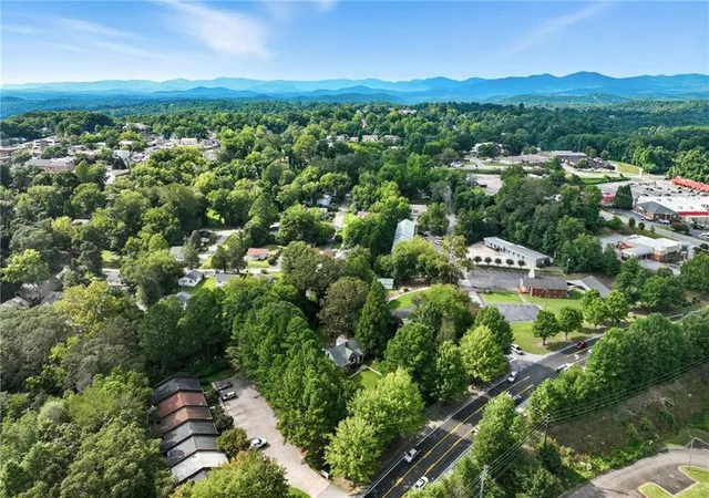 43rd image of 329 Morrison Moore Pkwy E, Dahlonega, GA 30533 | MLS# 7651347