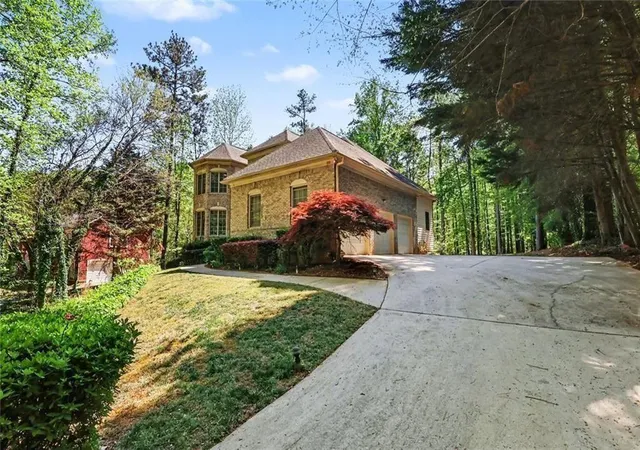 Photo 3 of Single family home for sale at 1687 Niskey Lake SW, Atlanta, GA 30331 | MLS# 7751862 | Listing updated on 2026-07-24