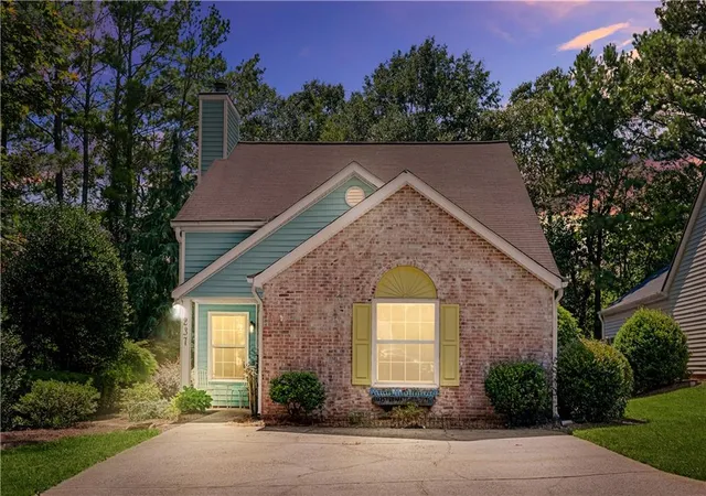 Photo 2 of Single family home for sale at 237 Dennis Dr, Alpharetta, GA 30009 | MLS# 7806609 | Listing updated on 2026-09-10