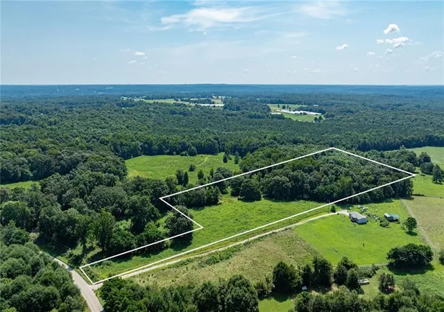 1st image of 0 Careytown Rd, Royston, GA 30662 | MLS# 7823850