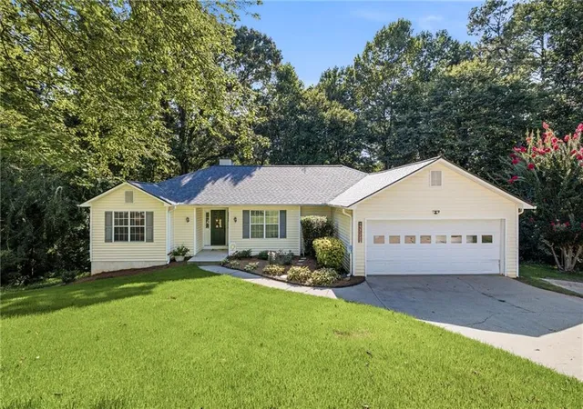 1st image of 5221 Nimble Wood Wy, Flowery Branch, GA 30542 | MLS# 7825155