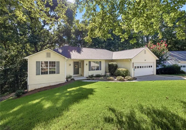 2nd image of 5221 Nimble Wood Wy, Flowery Branch, GA 30542 | MLS# 7825155