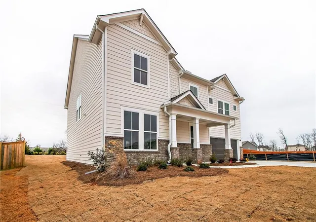 Photo 3 of Single family home for sale at 5374 Ridgetop Trail, Sugar Hill, GA 30518 | MLS# 7828938 | Listing updated on 2026-08-30