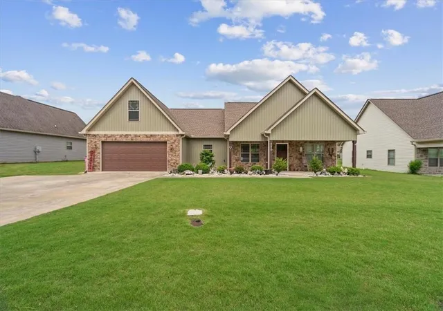 2nd image of 407 Beamer Rd Sw, Calhoun, GA 30701 | MLS# 7782563