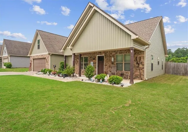 3rd image of 407 Beamer Rd Sw, Calhoun, GA 30701 | MLS# 7782563