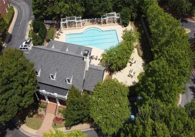 2nd image of 4772 Ivy Ridge Dr, Atlanta, GA 30339 | MLS# 7821869