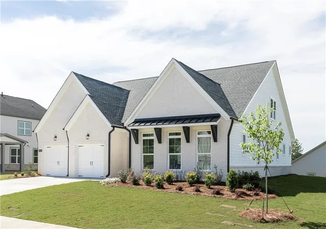 Photo 2 of Single family home for sale at 6520 Wallace Farms Dr, Cumming, GA 30028 | MLS# 7757804 | Listing updated on 2026-08-07