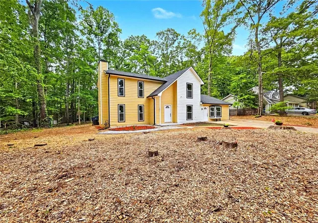Homes for sale in Riverdale, GA | 7156 Whitfield Dr, Riverdale, GA 30296 | MLS# 7769580