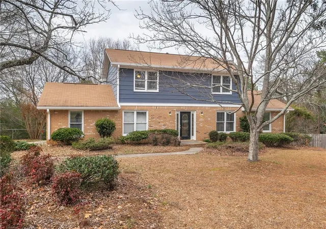 Homes for sale in Snellville, GA | 2037 Englewood Wy, Snellville, GA 30078 | MLS# 7791370