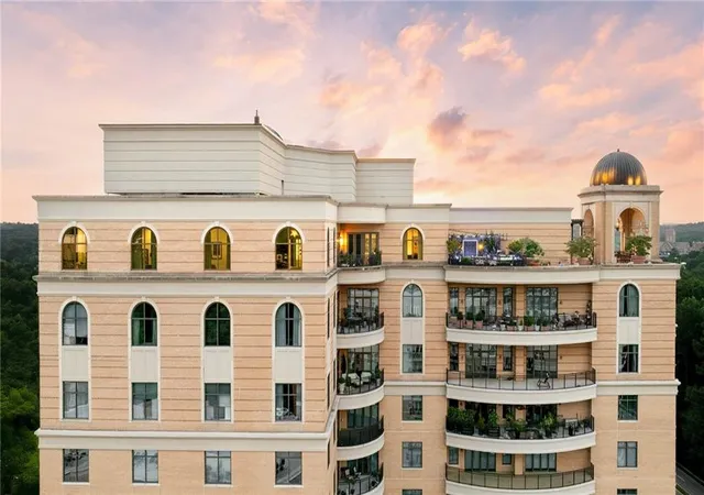 Photo 1 of Condo for sale at 3286 Northside Pkwy Nw #PH2, Atlanta, GA 30327 | MLS# 7769249 | Listing updated on 2026-08-25