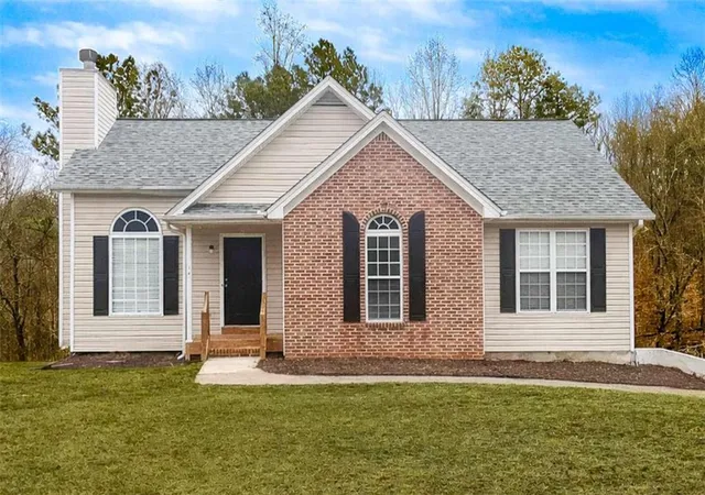 Homes for sale in Flowery Branch, GA | 4932 Sunny Ridge Ct, Flowery Branch, GA 30542 | MLS# 7765952