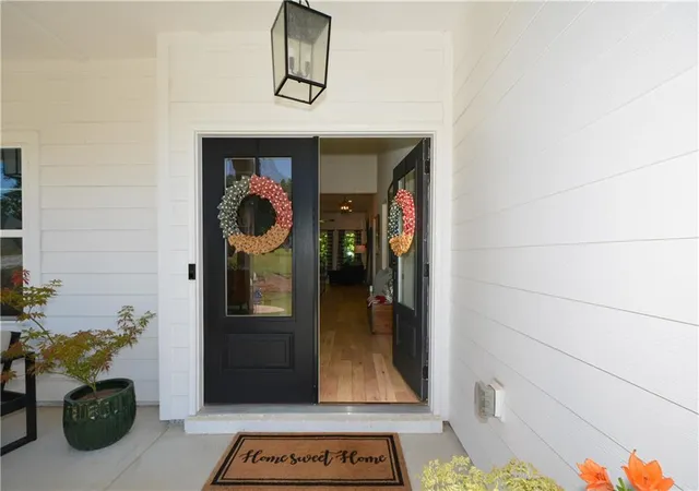 3rd image of 65 Starr Pl, Newnan, GA 30263 | MLS# 7782340