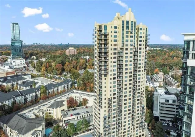 Homes for sale in Atlanta, GA | 3481 Lakeside Dr Ne #902, Atlanta, GA 30326 | MLS# 7734732