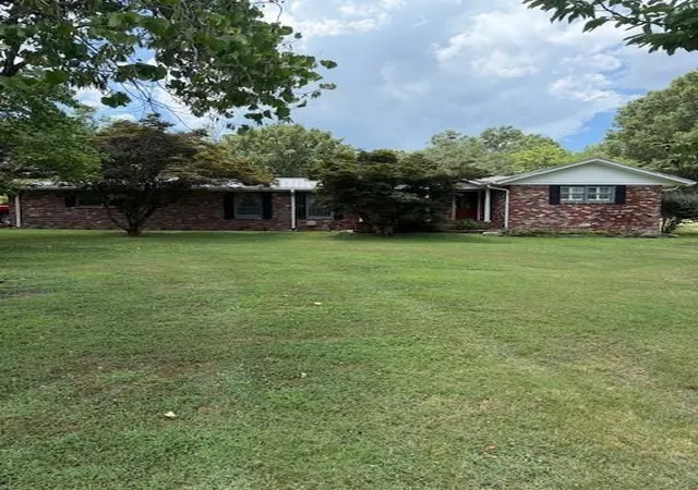 Photo 1 of Single family home for sale at 26 Indian Trl Se, Cartersville, GA 30120 | MLS# 7754375 | Listing updated on 2026-08-11