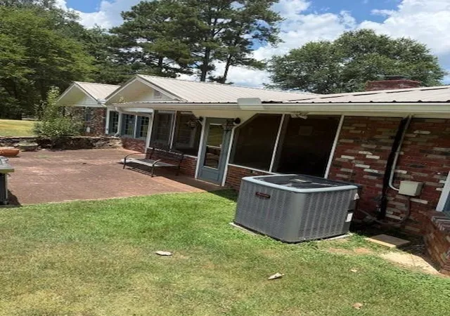 Photo 2 of Single family home for sale at 26 Indian Trl Se, Cartersville, GA 30120 | MLS# 7754375 | Listing updated on 2026-08-11