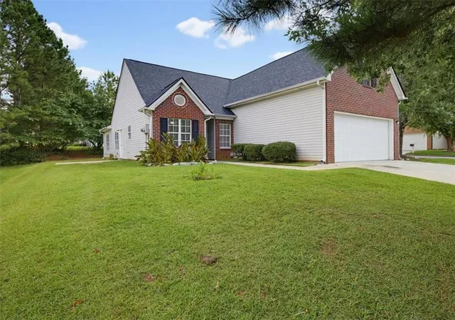 Photo 2 of Sale Pending at 6563 Lake Ml Tr, Lithonia, GA 30038 | MLS# 7819035 | Listing updated on 2026-08-21