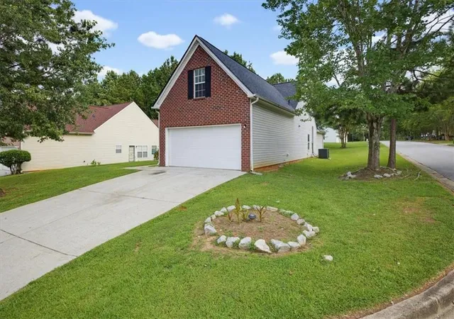 Photo 3 of Sale Pending at 6563 Lake Ml Tr, Lithonia, GA 30038 | MLS# 7819035 | Listing updated on 2026-08-21