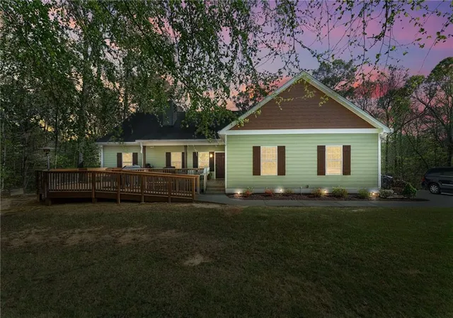 Photo 2 of Single family home for sale at 334 Old White Oak Trl, Dawsonville, GA 30534 | MLS# 7760751 | Listing updated on 2026-07-30