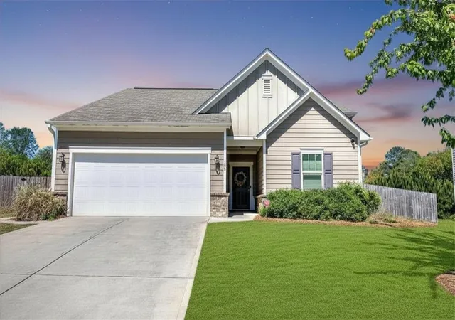 Photo 1 of Single family home for sale at 102 Sorrento Dr Nw, Cartersville, GA 30120 | MLS# 7754281 | Listing updated on 2026-09-09