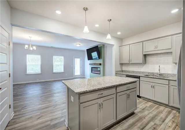 Homes for sale in Cartersville, GA | 261 Dupont Dr, Cartersville, GA 30121 | MLS# 7804740