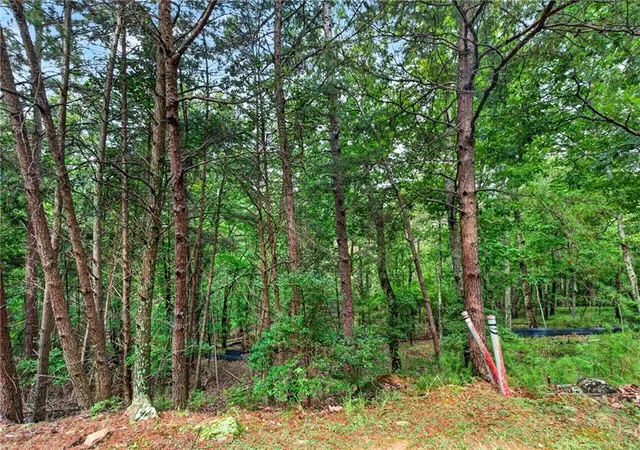 2nd image of 16 Ridgewater Dr Se, Cartersville, GA 30121 | MLS# 7822525