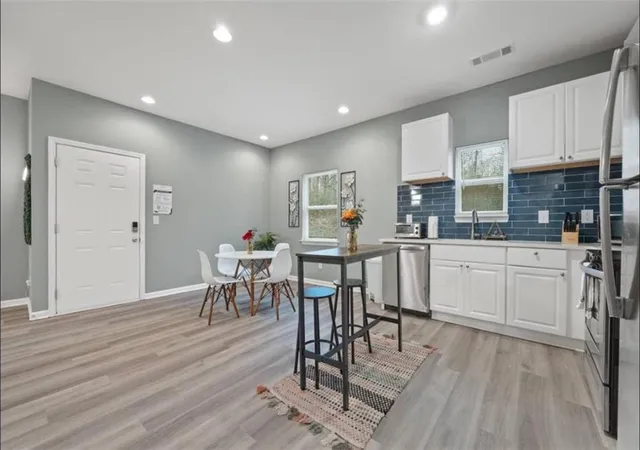 5th image of 1891 Tremont Dr, Atlanta, GA 30314 | MLS# 7815005