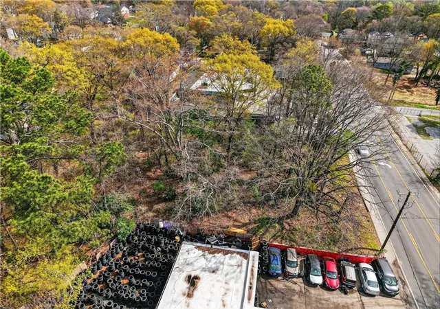 Photo 4 of Land for sale at 2527 Donald Lee Holloway Pkwy Nw, Atlanta, GA 30318 | MLS# 7735692 | Listing updated on 2026-05-20