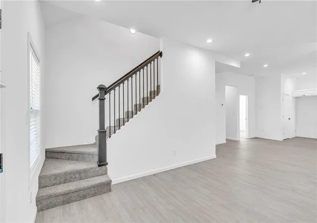 Photo 3 of Single family home for sale at 1136 Oak Knoll Ter Se, Atlanta, GA 30315 | MLS# 7822564 | Listing updated on 2026-10-05
