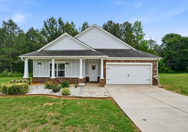 1st image of 708 Thistle Ct, Locust Grove, GA 30248 | MLS# 7800183
