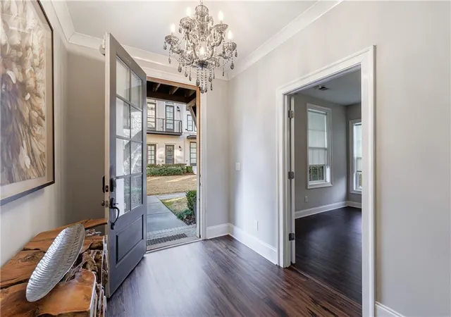 5th image of 2067 Wheaton Wy, Sandy Springs, GA 30328 | MLS# 7712804