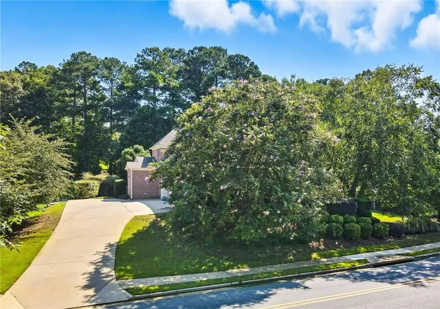 Photo 2 of Sale Pending at 1383 Bridge Ml Ave, Canton, GA 30114 | MLS# 7784988 | Listing updated on 2026-08-26