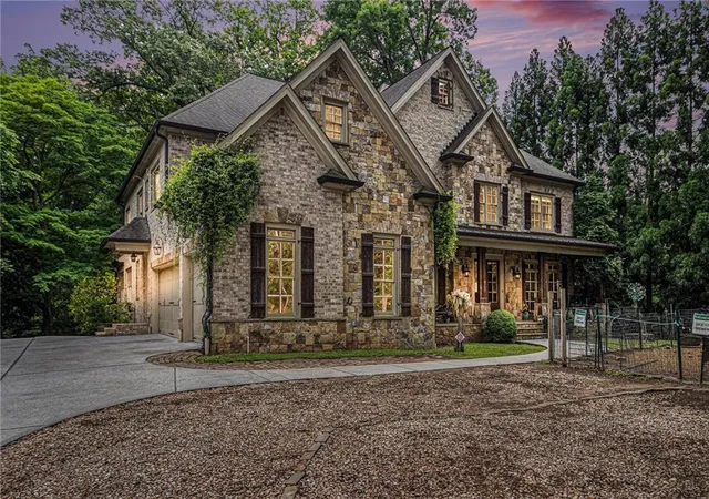 Photo 1 of Single family home for sale at 3809 Wieuca Rd Ne, Atlanta, GA 30342 | MLS# 7821556 | Listing updated on 2026-08-16