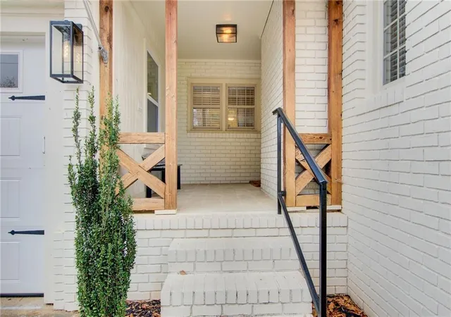 Photo 3 of Single family home for sale at 5125 Dahlonega Hwy, Cumming, GA 30028 | MLS# 7796283 | Listing updated on 2026-09-29