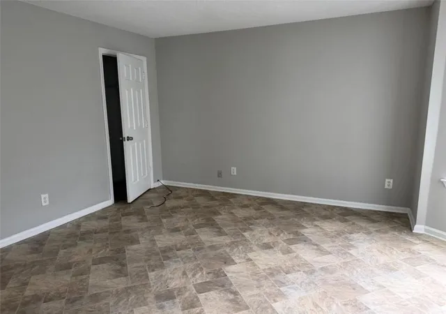 4th image of 3522 Poplar Shls, Ellenwood, GA 30294 | MLS# 7781885