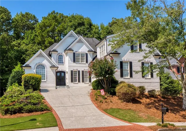 Photo 1 of Single family home for sale at 3375 Wolf Willow Close, Alpharetta, GA 30004 | MLS# 7822837 | Listing updated on 2026-09-06