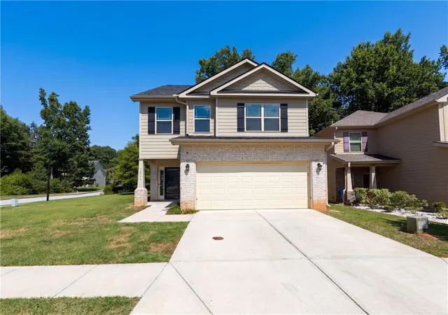 1st image of 11916 Lovejoy Crossing Pl, Hampton, GA 30228 | MLS# 7791705