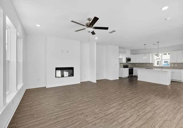 image of 100 Epperly Wy, Tucker, GA 30084 | MLS# 7774128