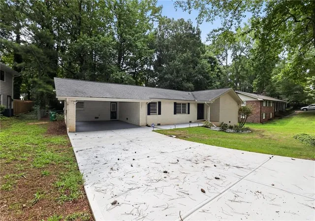Photo 3 of Single family home for sale at 2691 Sterling Acres Dr, Tucker, GA 30084 | MLS# 7800739 | Listing updated on 2026-09-15