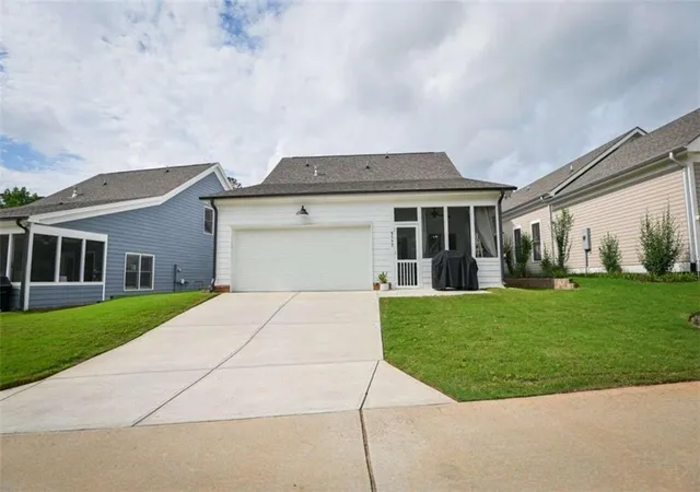 Photo 4 of Single family home for sale at 5117 W Robinson St, Covington, GA 30014 | MLS# 7821770 | Listing updated on 2026-09-03