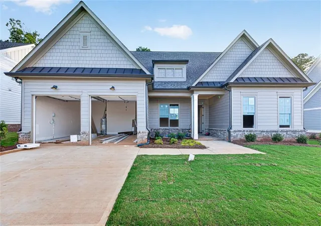 Photo 1 of Sale Pending at 371 Lake Vista Dr, Statham, GA 30666 | MLS# 7782189 | Listing updated on 2026-08-30